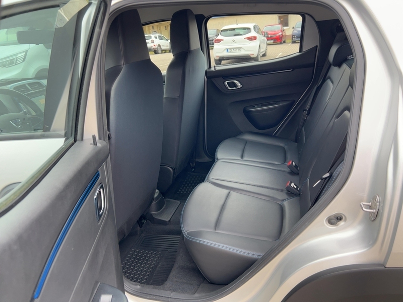 Fahrzeugabbildung Spring Electric 45 Business  Bild 7 von 16