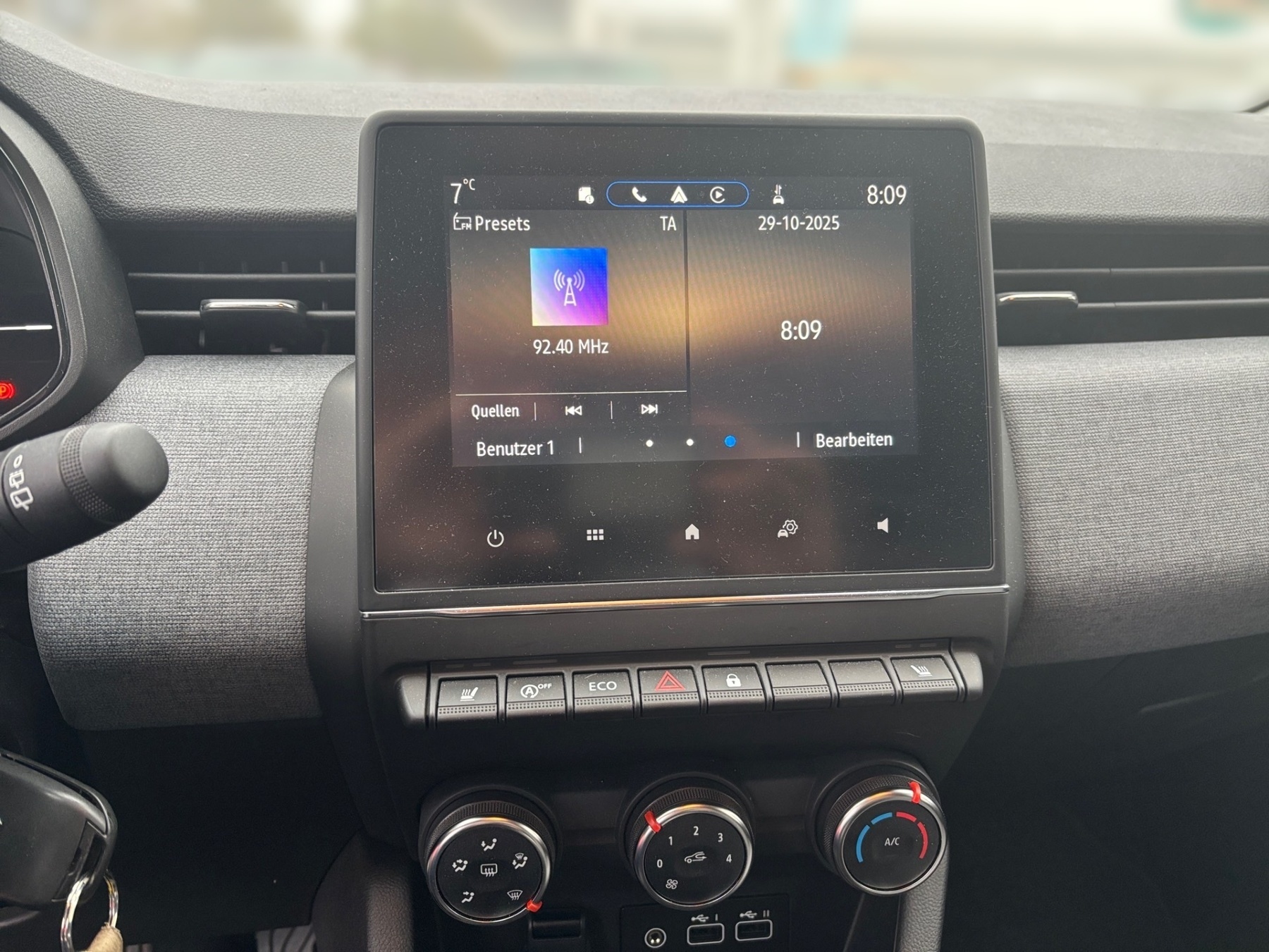 Renault Clio – Bild 10