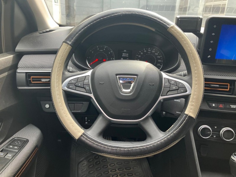 Fahrzeugabbildung Sandero III (10.2020->) Stepway Comfort Bild 18 von 20