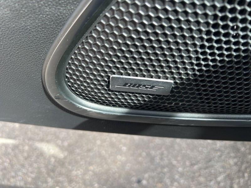 Fahrzeugabbildung Kadjar  1.6 dCi 130 Bose Edition 4x4 AHK  Bild 23 von 24