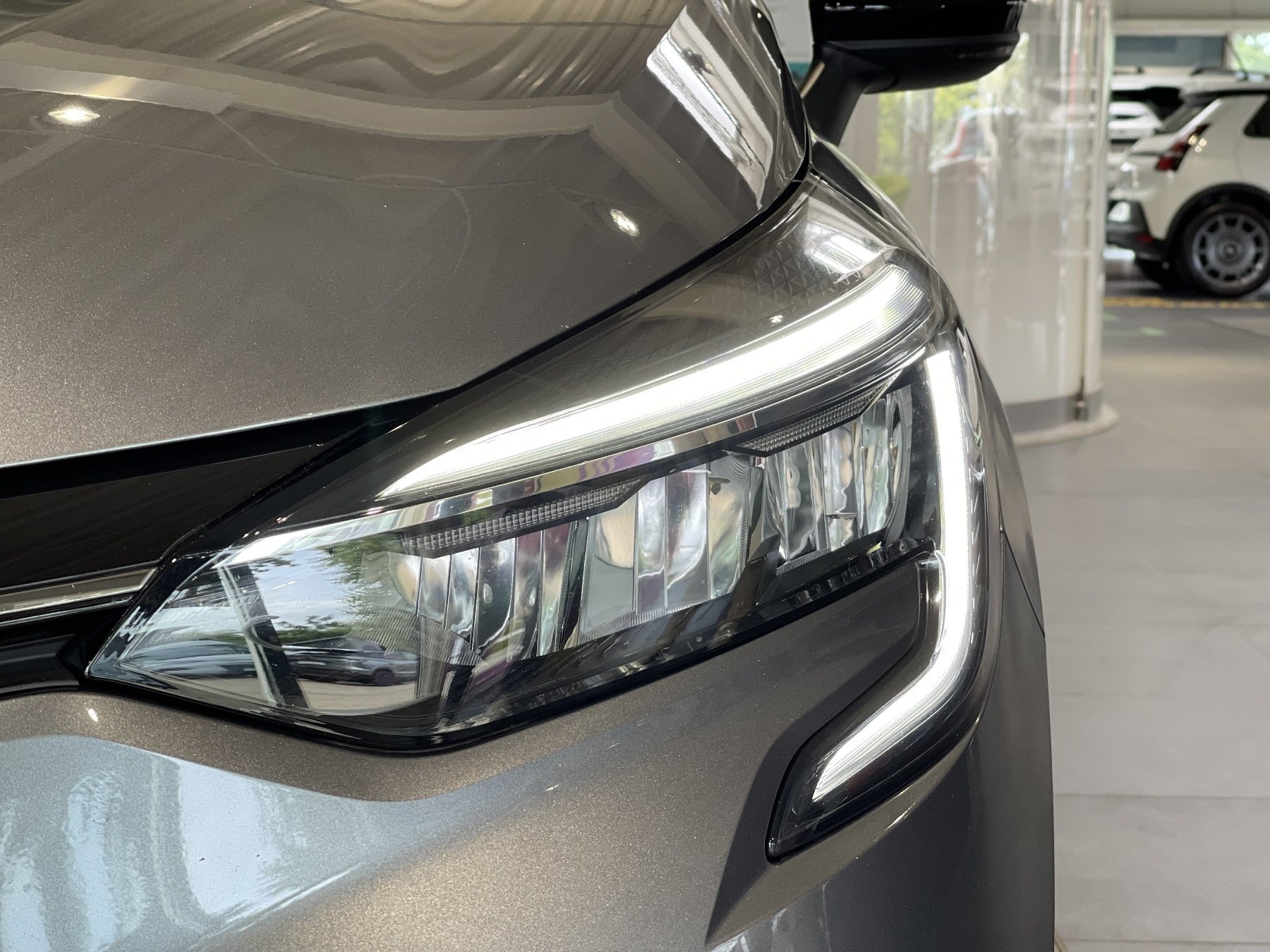 Renault Clio – Bild 5