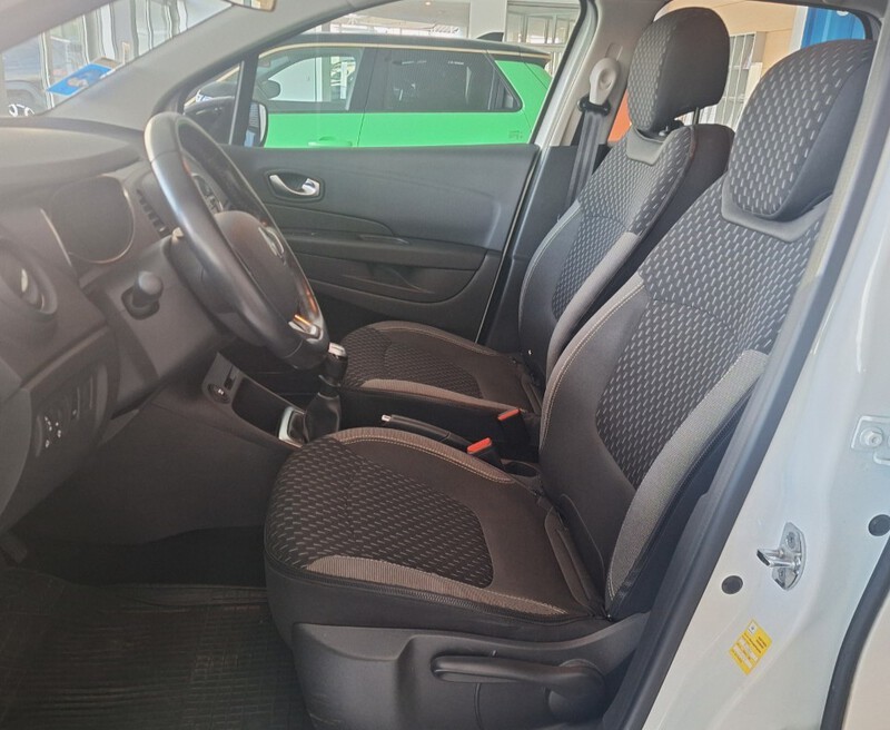 Fahrzeugabbildung Captur ABS Fahrerairbag ESP Bild 9 von 11