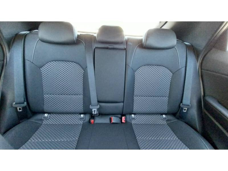KIA Xcee'D