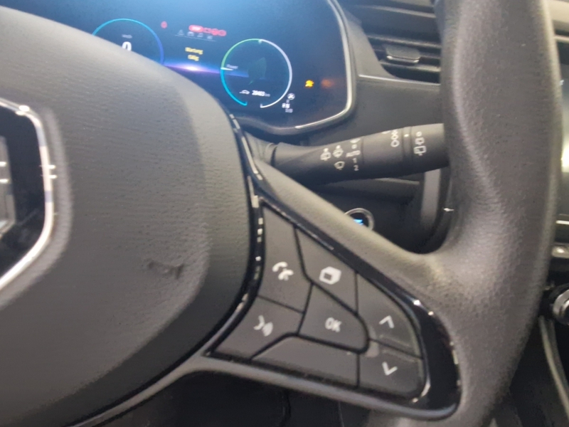 Fahrzeugabbildung Zoe Z.E.50 Entry Klima Tempomat DAB+ Bild 14 von 16