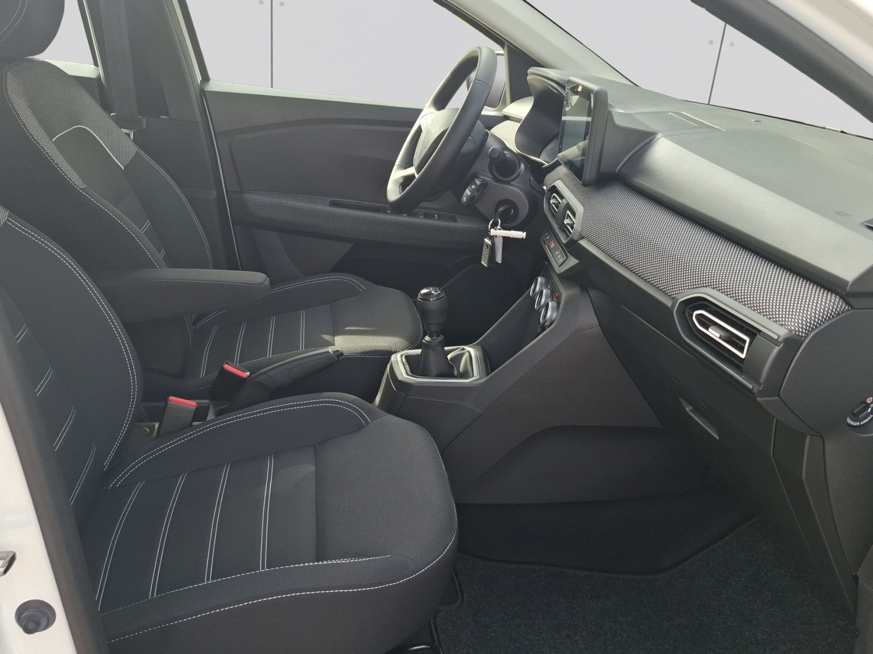 Dacia Sandero – Bild 8