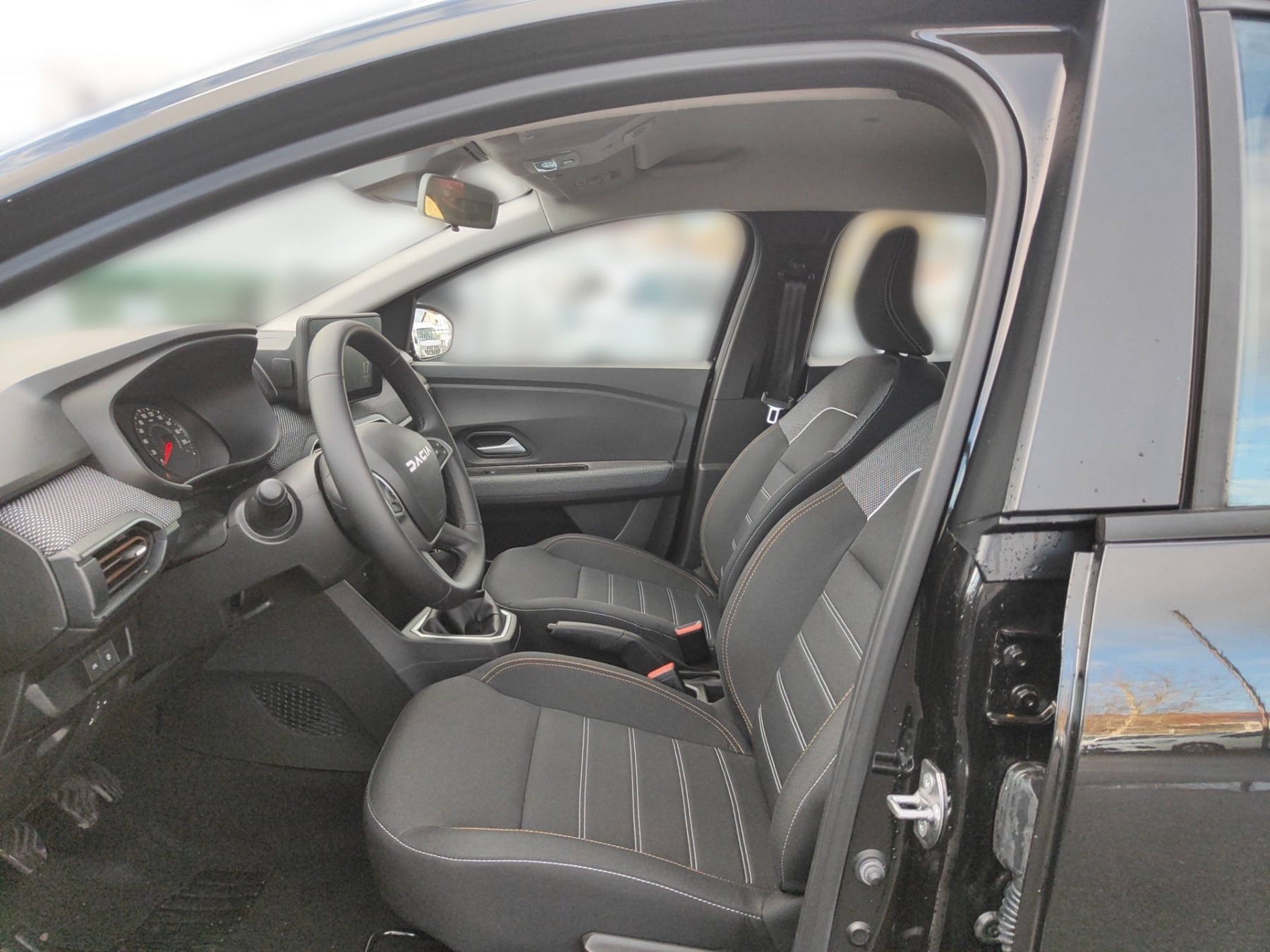 Dacia Sandero – Bild 7