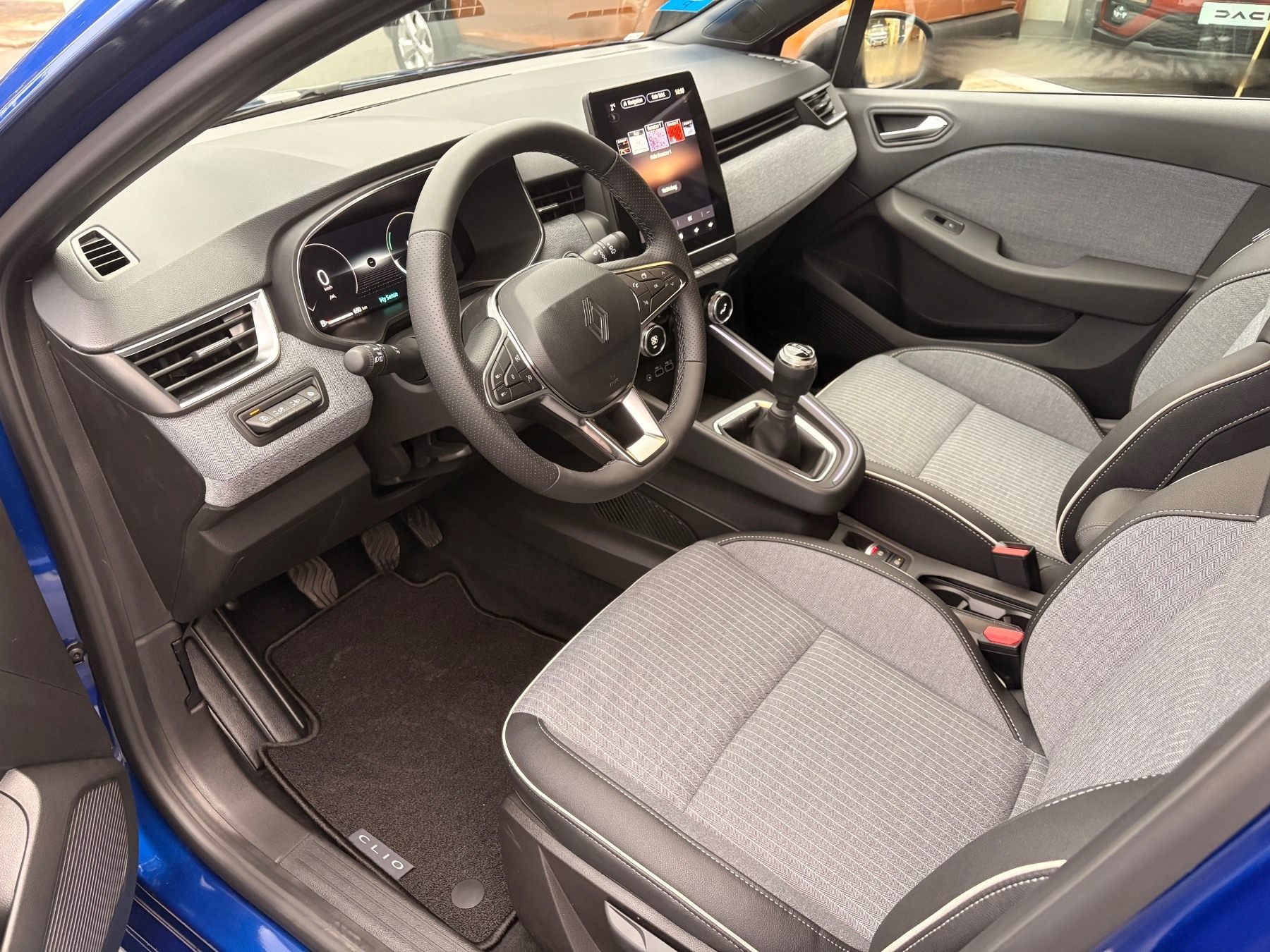 Renault Clio – Bild 7