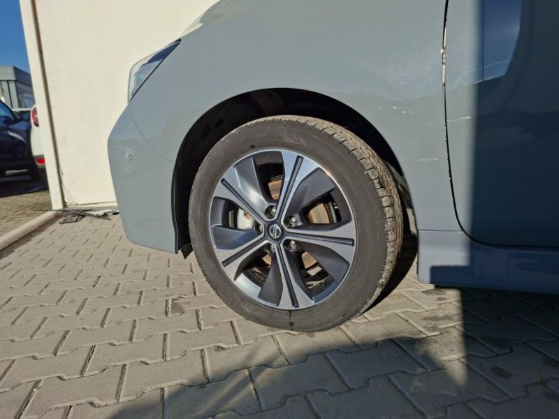 NISSAN Leaf 2021 — imagine 30
