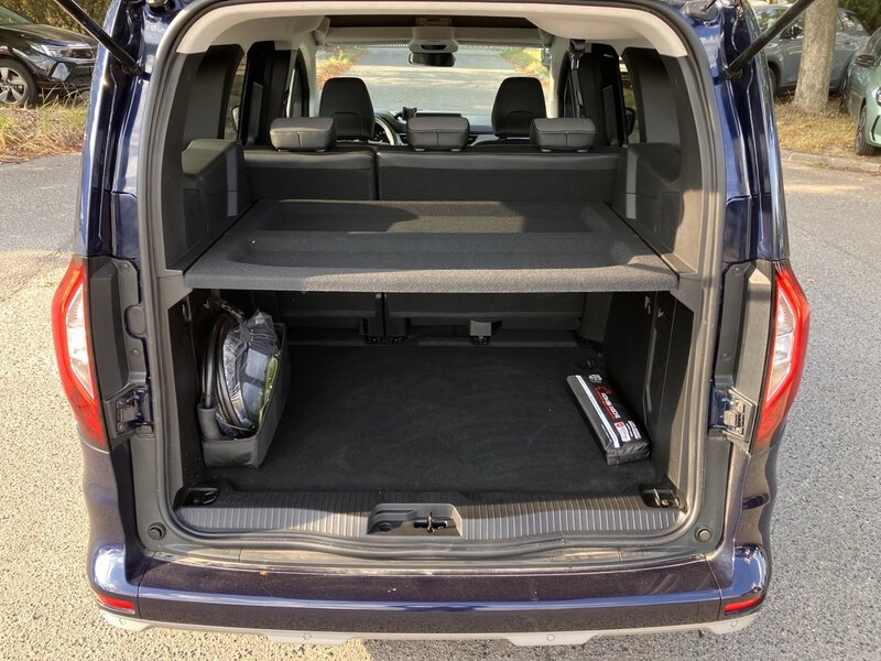 Fahrzeugabbildung Kangoo E-TECH 100% el. Paket Equilibre EV45 AC22 Bild 16 von 18