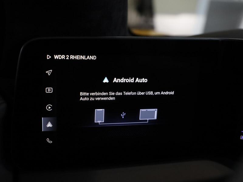 Fahrzeugabbildung Cyberster LEDER NAVI SHZ PDC KLIMA BT ZV Bild 15 von 15