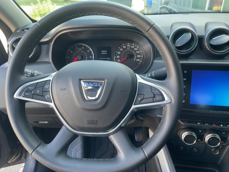 Fahrzeugabbildung Duster II 1.3 TCe 150 Prestige 2WD GPF Bild 10 von 15