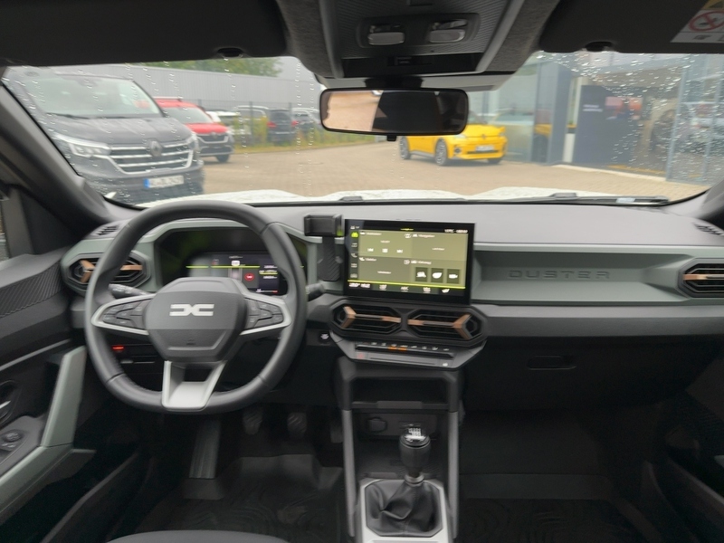 Fahrzeugabbildung Duster Extreme TCe 130 *GJR*SHZ*KAMERA*KLIMAAUTO.* Bild 8 von 15