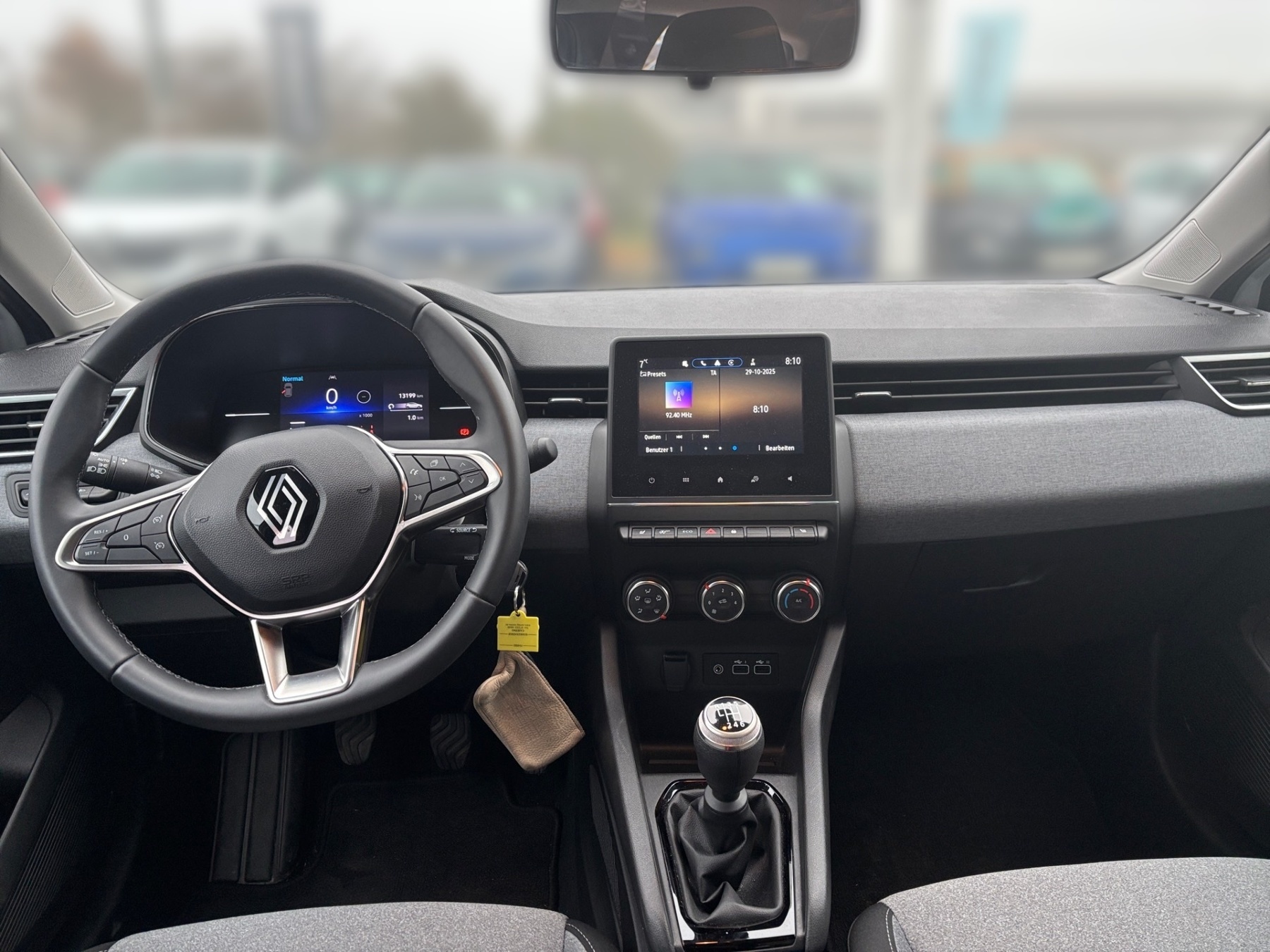 Renault Clio – Bild 11