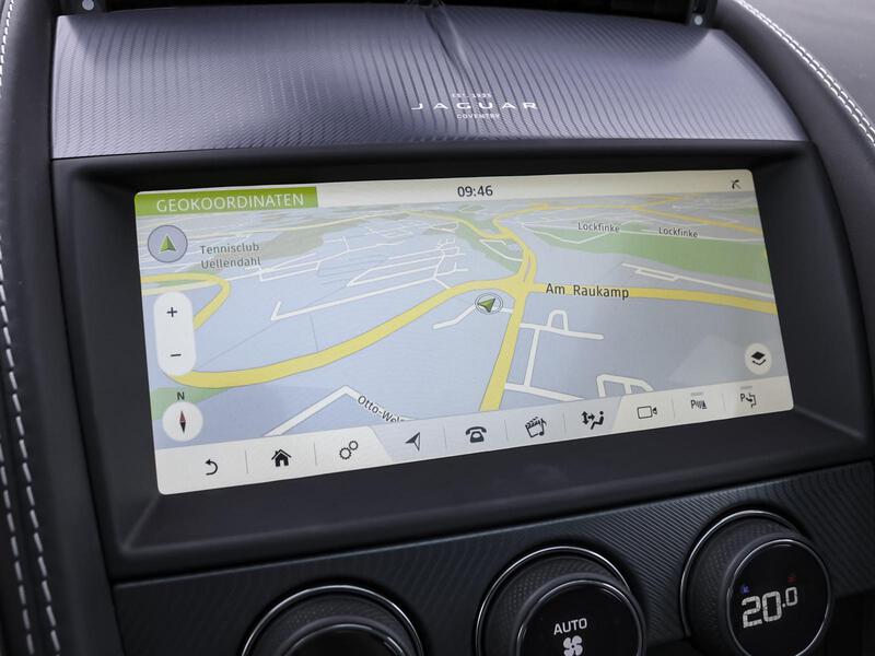Fahrzeugabbildung F-Type PANO KLIMA PAKET Bild 6 von 15