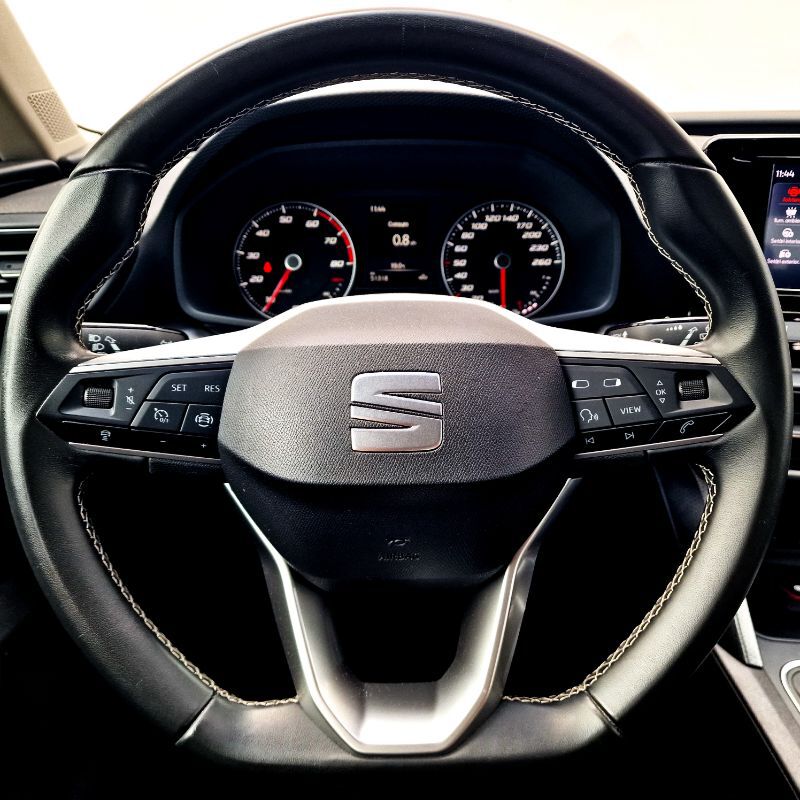 SEAT Leon 2022 — imagine 18