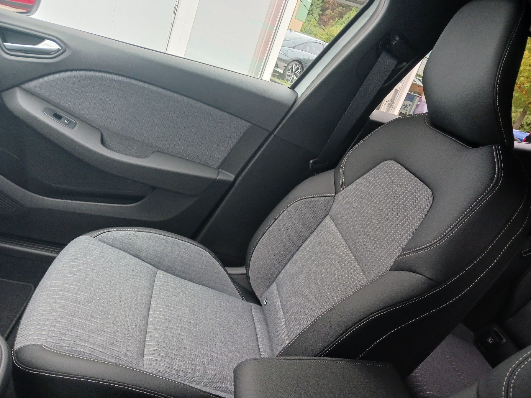 Renault Clio – Bild 28