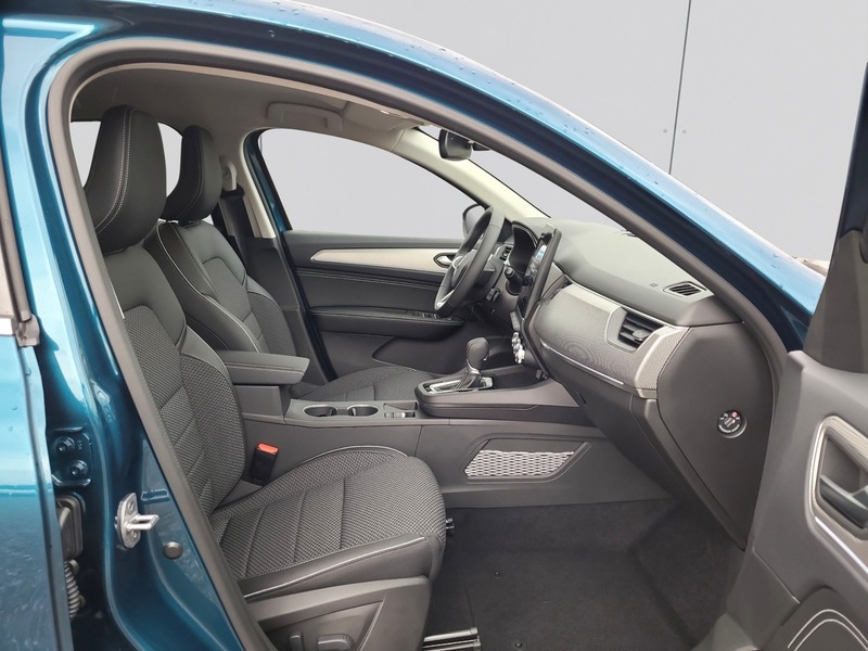 Fahrzeugabbildung Arkana TECHNO E-TECH Hybrid 145*KAM*NAVI*SHZ* Bild 7 von 15