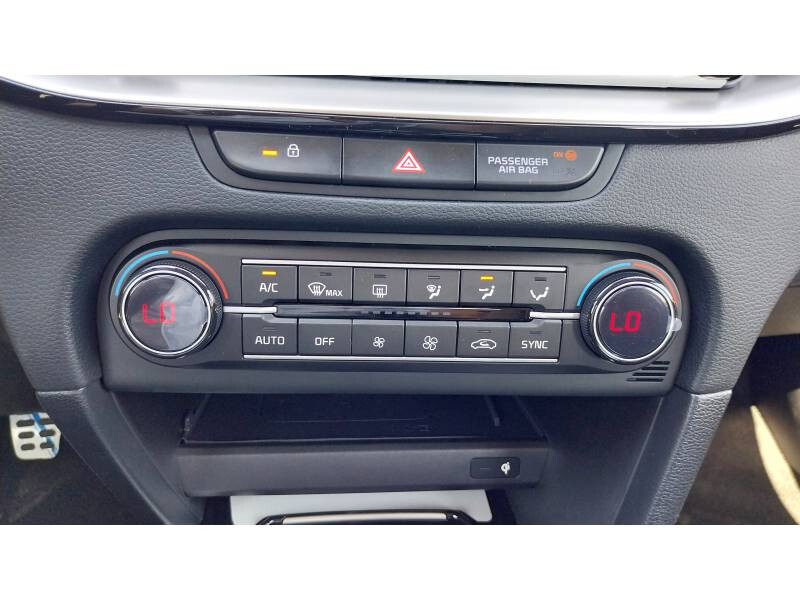 KIA Xcee'D