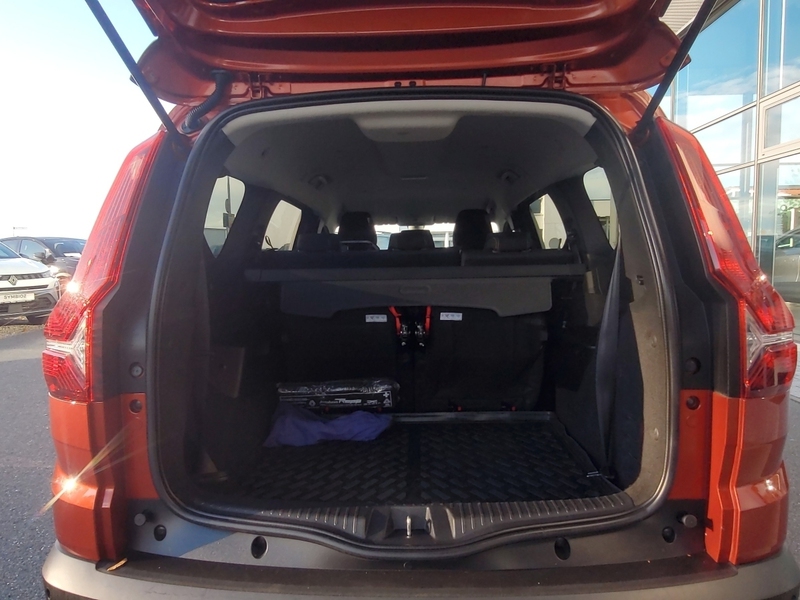 Fahrzeugabbildung Jogger Extreme+ TCe 110 7-Sitzer Bild 5 von 12