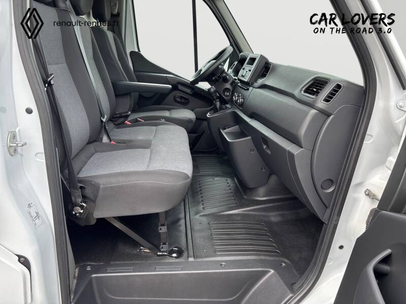Renault Master III