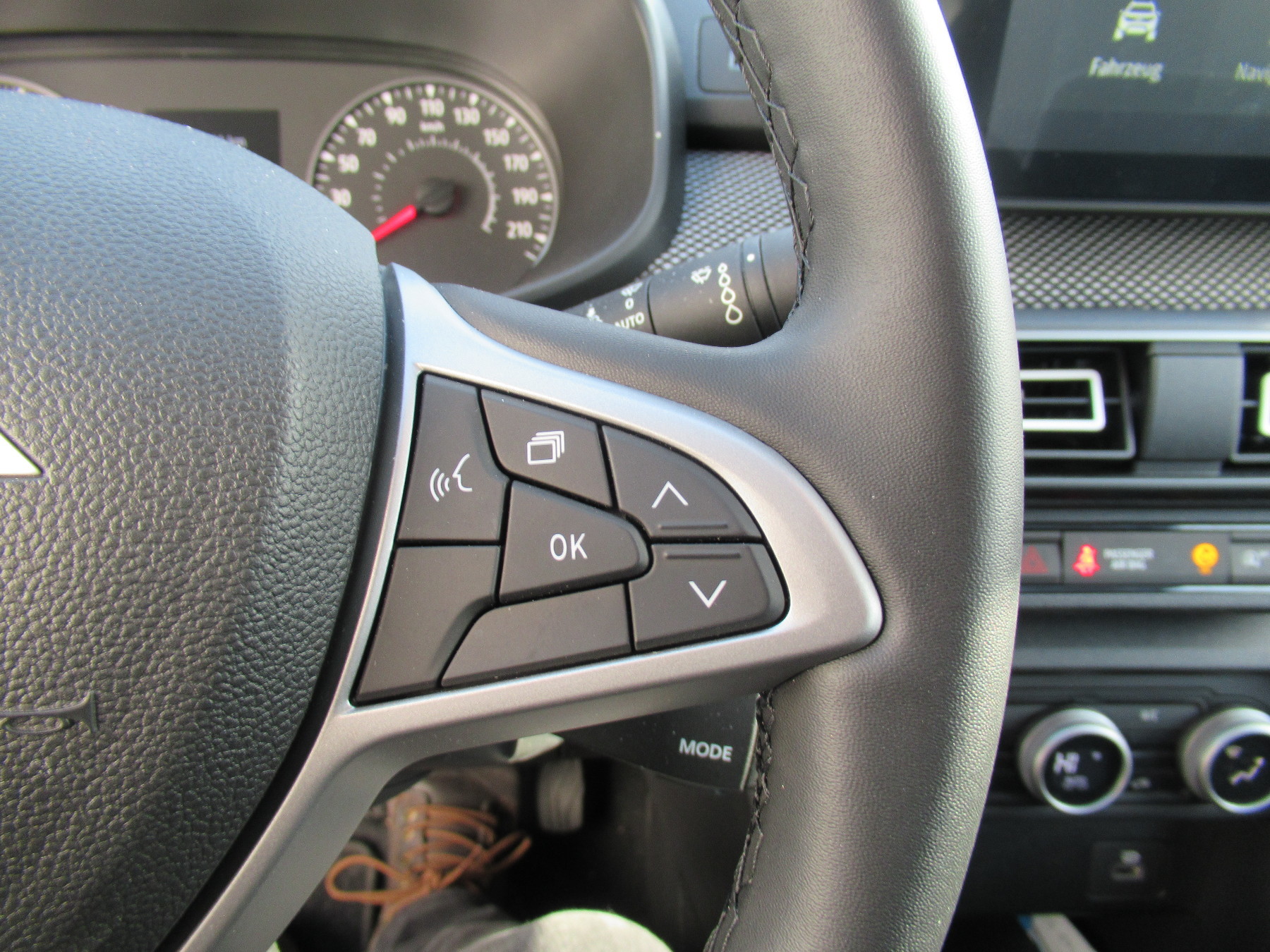 Dacia Logan – Bild 20