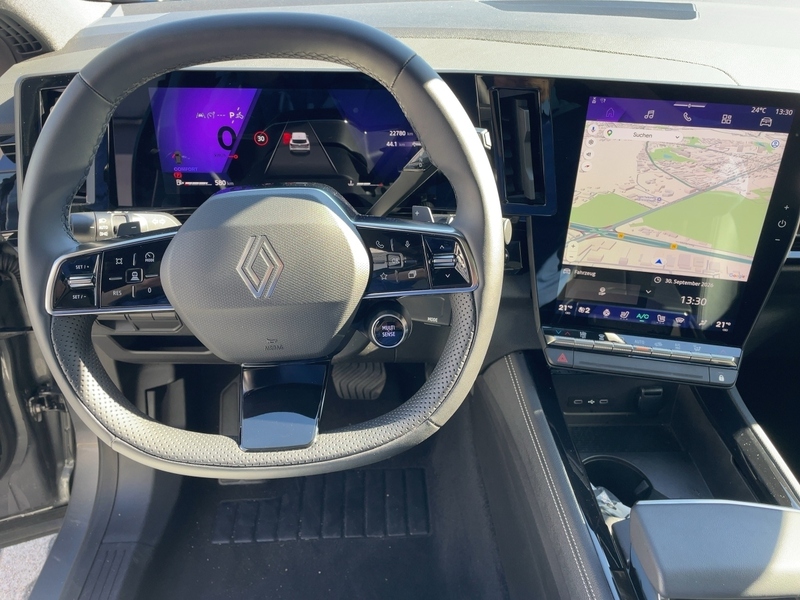 Fahrzeugabbildung Austral 1.3 TCe 160 Mild-Hybrid Techno Bild 10 von 15