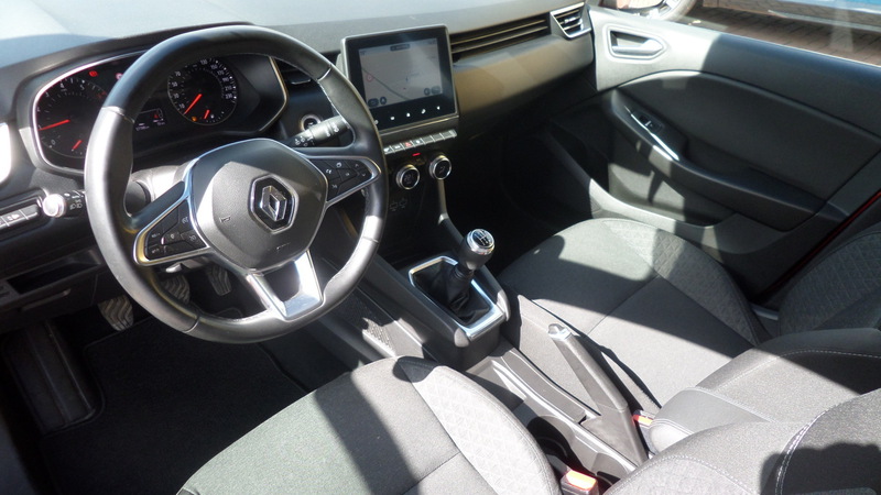 Fahrzeugabbildung Clio Einparkhilfe vorne Navigationssystem Bild 7 von 15