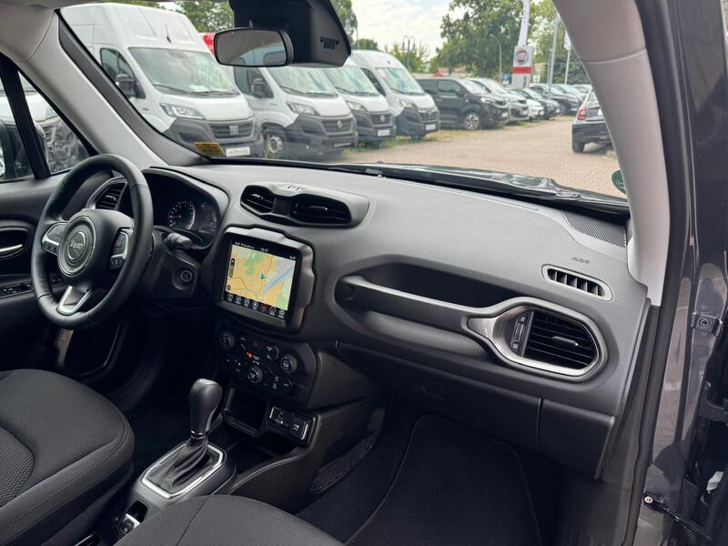 Fahrzeugabbildung Renegade CARPLAY*ACC*SHZ Bild 8 von 17