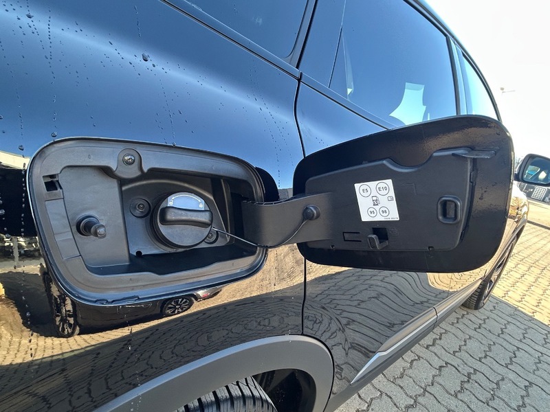 Fahrzeugabbildung Arkana TCe 160 Mild-Hybrid R.S. Line Fast Track Bild 20 von 50