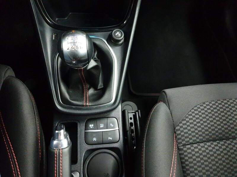 Fahrzeugabbildung Puma 1.0 EcoBoost MHEV ST-Line Bild 17 von 24