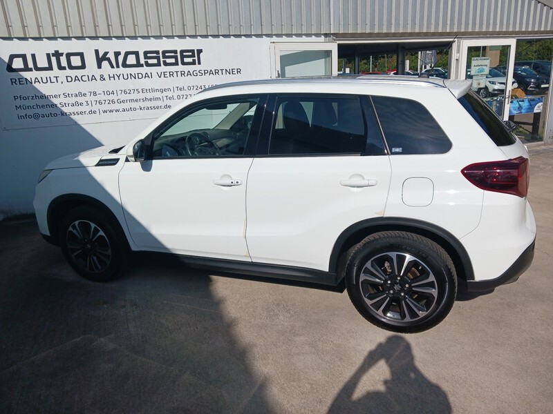 Fahrzeugabbildung Vitara Comfort Hybrid 1.5 AT (Importfahrzeug) Bild 12 von 30