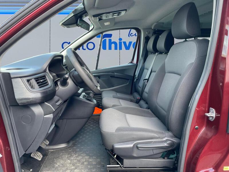 Renault Trafic Combi
