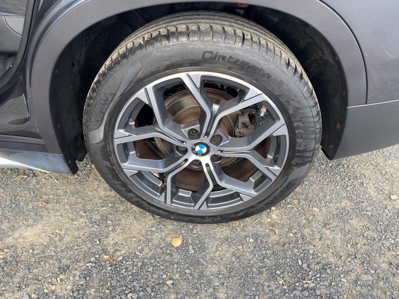 Fahrzeugabbildung X1 sDrive 18 i xLine 1.5L 136PS Bild 12 von 21