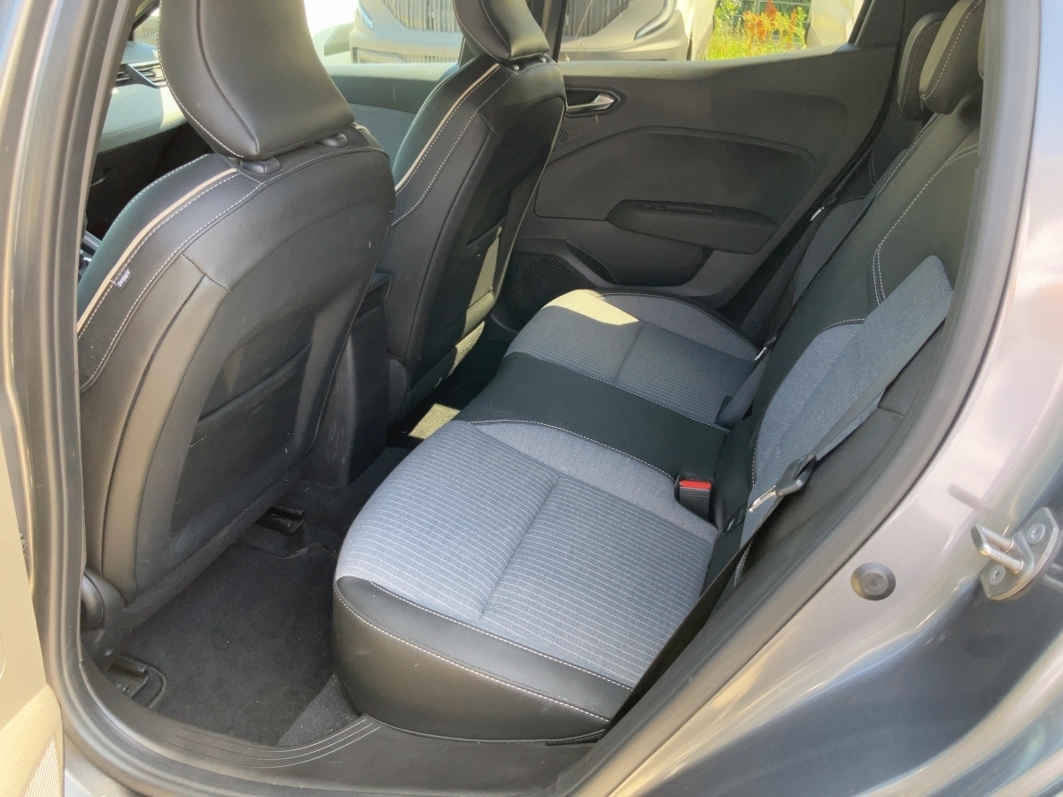 Renault Clio – Bild 8