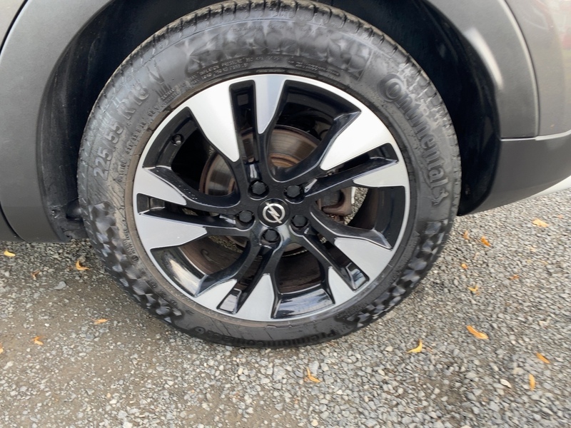Fahrzeugabbildung Grandland X Dynamic FWD 130PS Bild 12 von 20