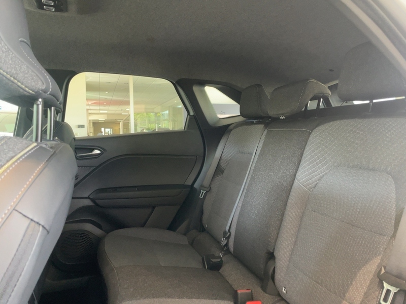 Fahrzeugabbildung Symbioz 1.3 Mild-Hybrid 140 Techno Bild 7 von 15