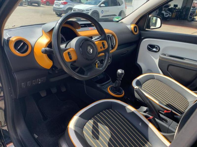 Fahrzeugabbildung Twingo Intens Bild 10 von 15
