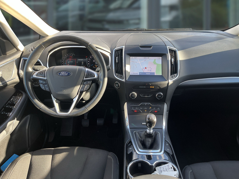 Fahrzeugabbildung S-Max Pano-Dach,RF-Kamera Bild 15 von 27