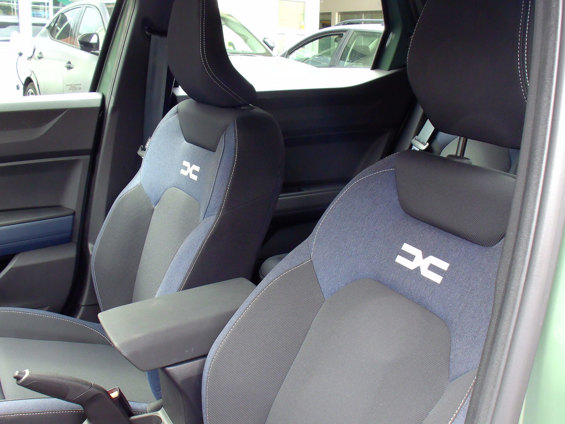 Dacia Duster – Bild 9