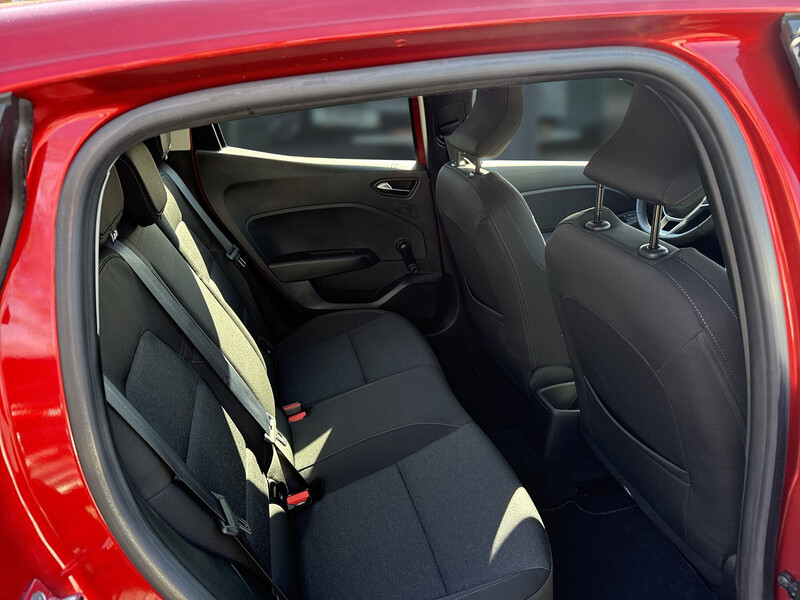 Fahrzeugabbildung Clio Evolution SCe 65 Bild 17 von 22