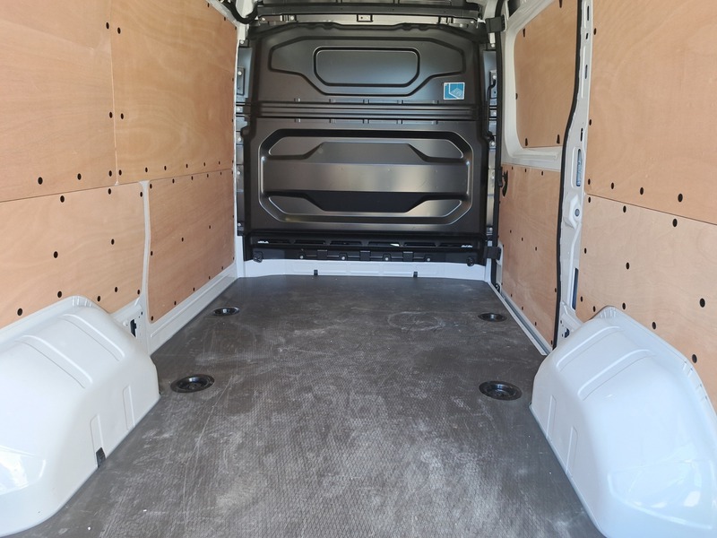 Fahrzeugabbildung Master FWD Kasten extra L2H2 3,5t Blue dCi150 Bild 12 von 15