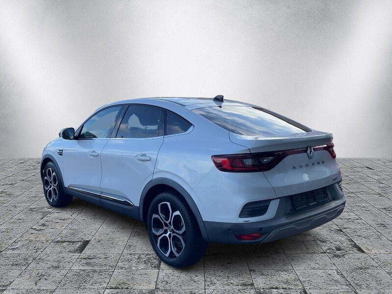 Fahrzeugabbildung Arkana 1.6 E-TECH Hybrid 145 Intens Bild 4 von 15