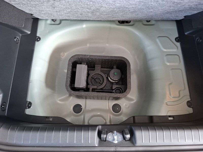 Fahrzeugabbildung i20 1.2 Benzin (79 PS) 5-MT 2WD Select Bild 12 von 37