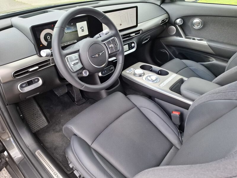 Genesis GV60