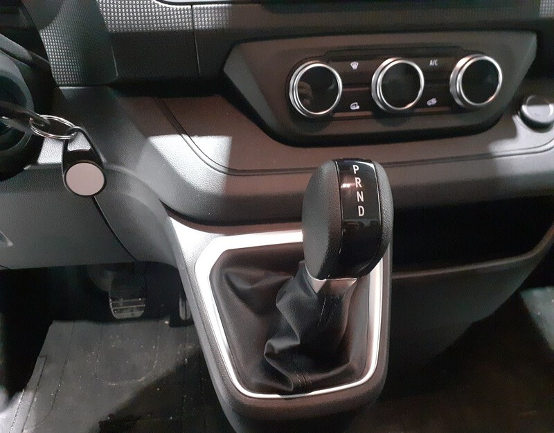 Renault Trafic Furgón E-Tech Eléctrico