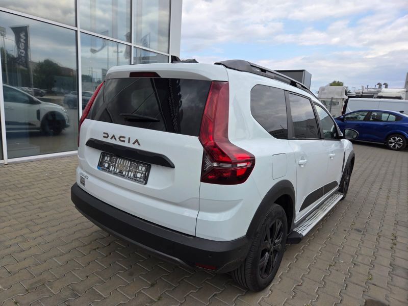 DACIA Jogger 2023 — imagine 17