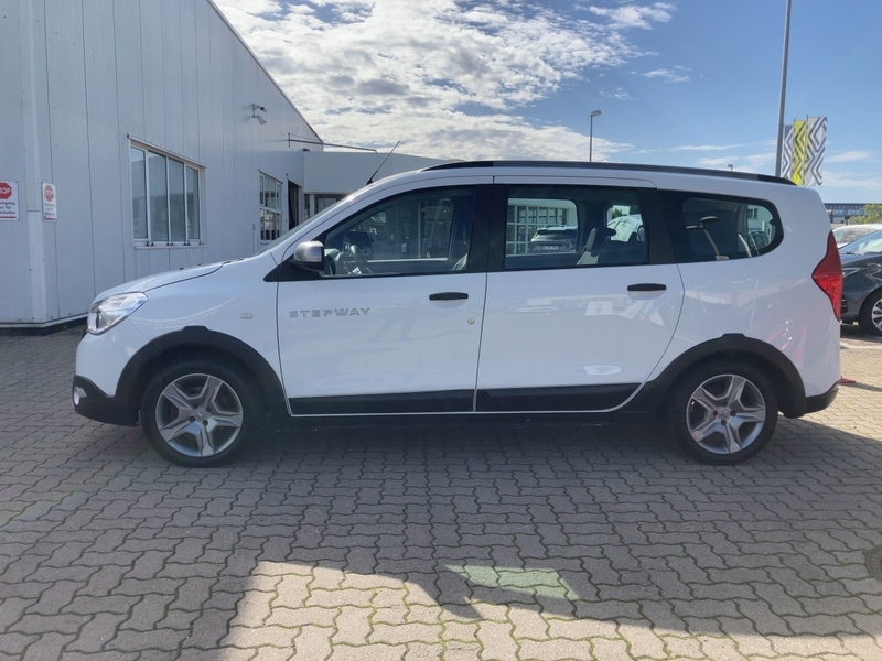 Fahrzeugabbildung Lodgy Stepway Plus 1.5 BLUE dCi 115 Bild 2 von 15