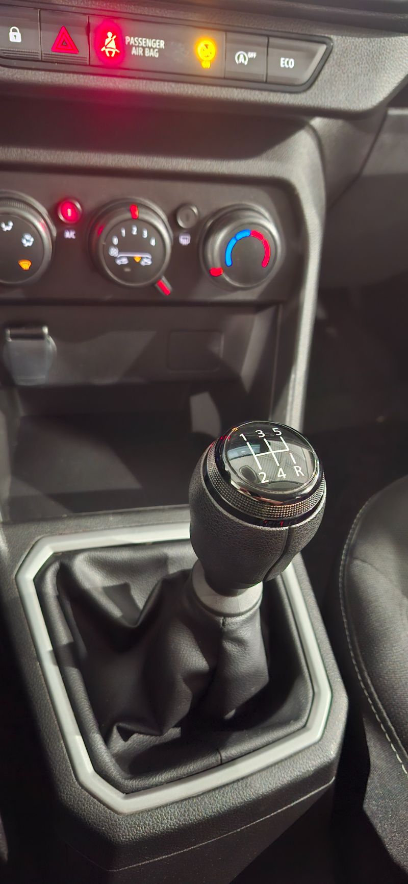 DACIA Sandero 2023 — imagine 37
