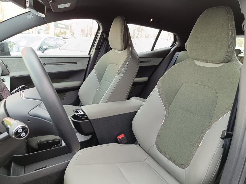 Volvo EX30