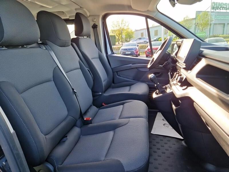 Renault Trafic Combi